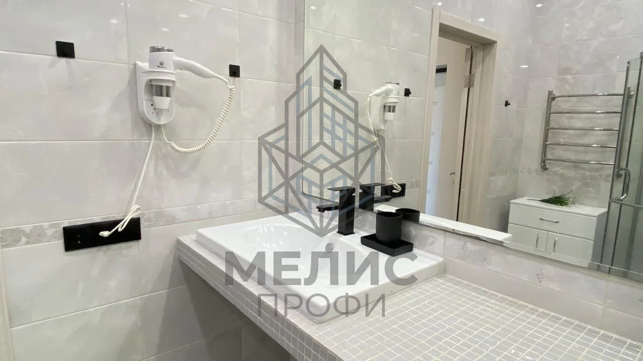 Фото 5 - Вторичное жильё Геленджик, Толстый Мыс: 1-комнатная 400м до моря, панорама, дизайн-ремонт.