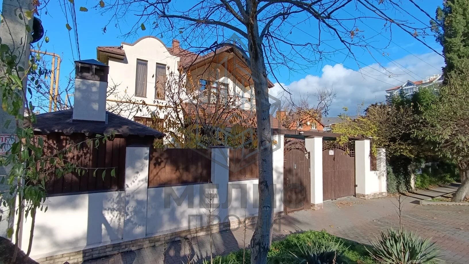 Дом в районе Толстый Мыс, Геленджик, Толстый Мыс: дизайнерский дом у моря (200 м), 10 комнат