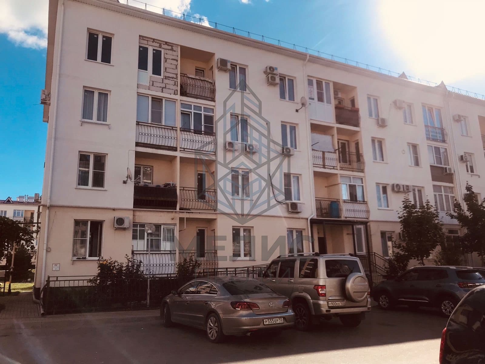 Новостройка в районе Центр, Просторная 3-комнатная квартира в ЖК Столичный квартал, Центр Геленджика