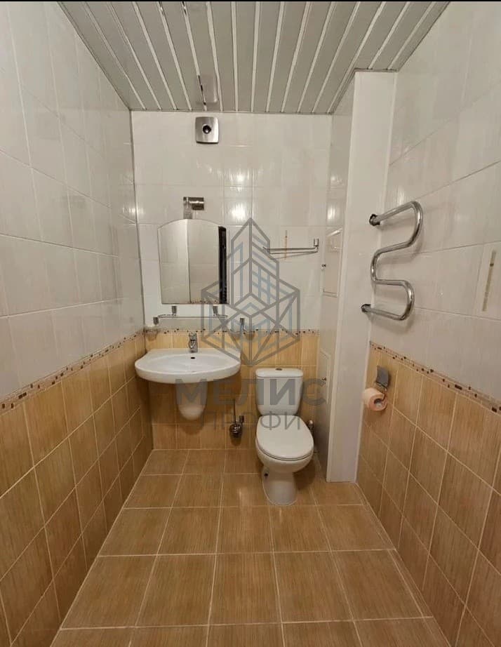 Фото 5 - Вторичное жильё 3-х кмнатная в центре