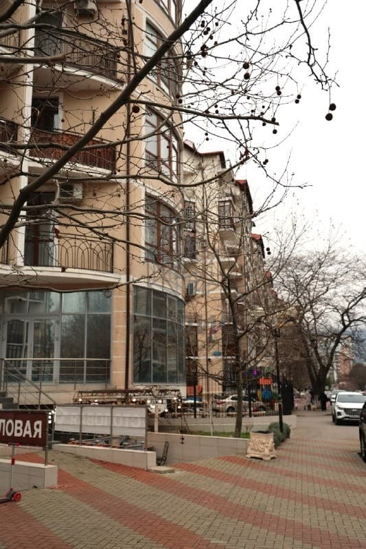 Фото 2 - Вторичное жильё 3 комнатная в лучшем районе города